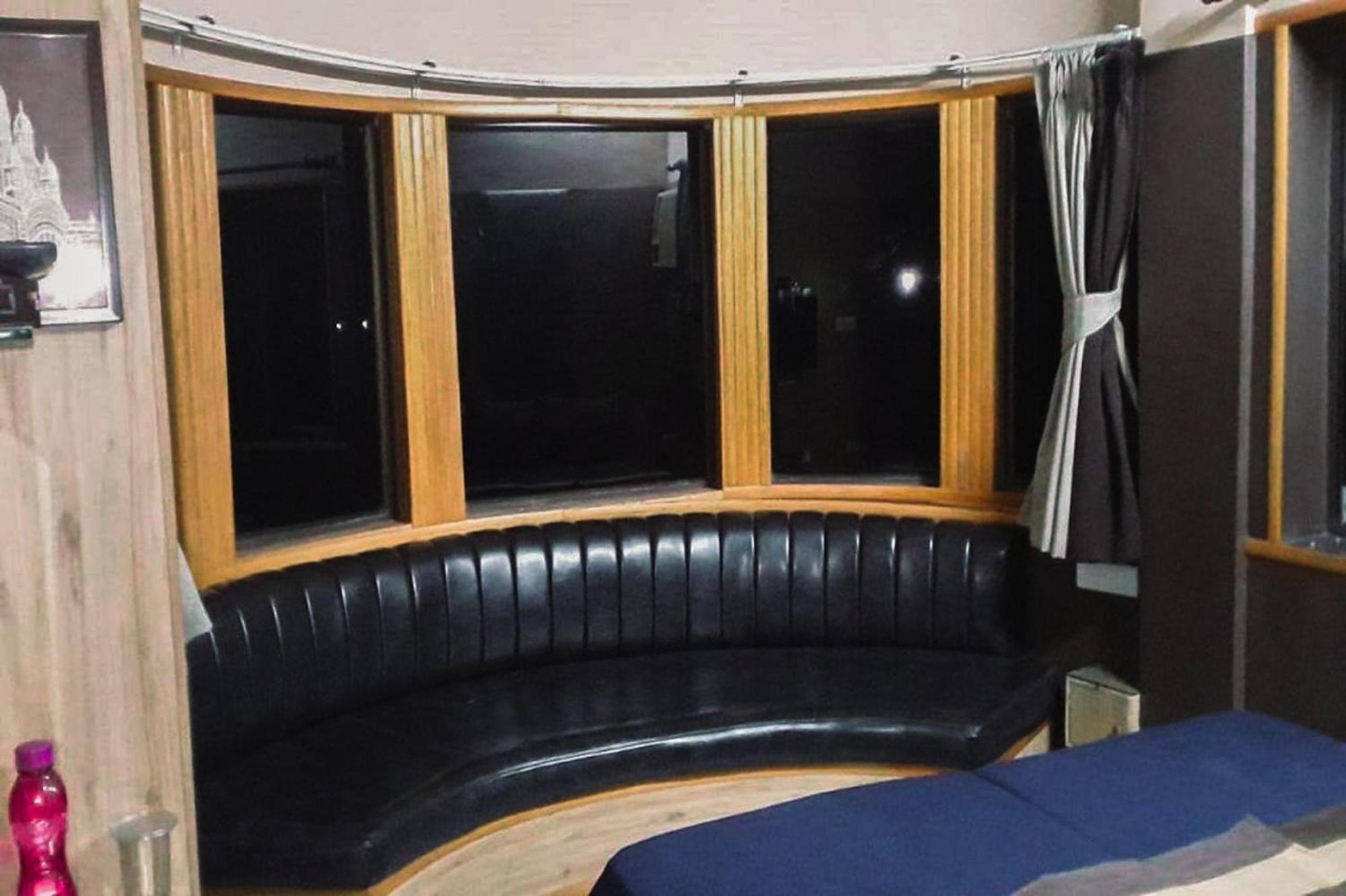 The Kei Inn & Suites Hotel Near Salt Lake Колката Екстер'єр фото